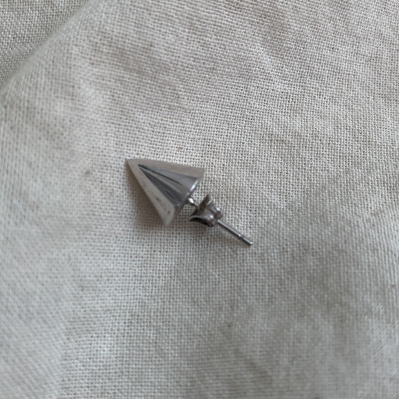 Eddie Borgo Single Cone Stud - Picture 3 of 5